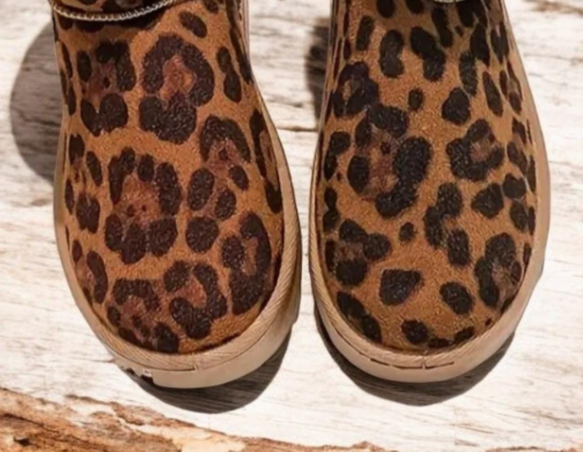 Botin leopardo inspo ugg