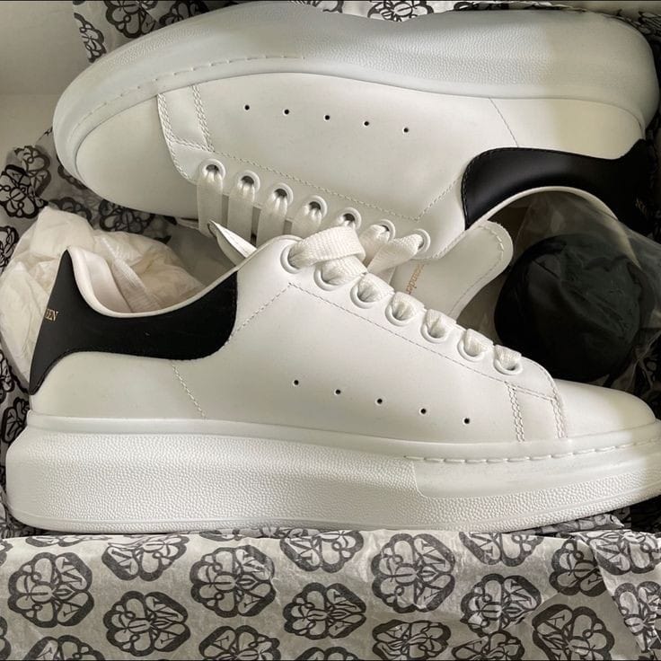 CL TENIS ALEXANDER MCQUEEN CLASICO